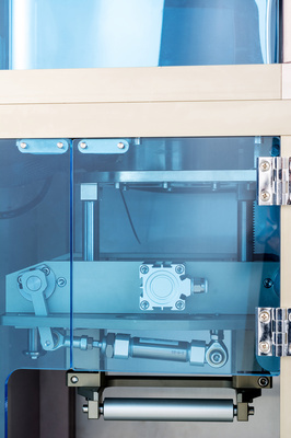 專業(yè)視角下的工業(yè)美學(xué) 廈門自動化機械產(chǎn)品攝影的藝術(shù)與技術(shù)